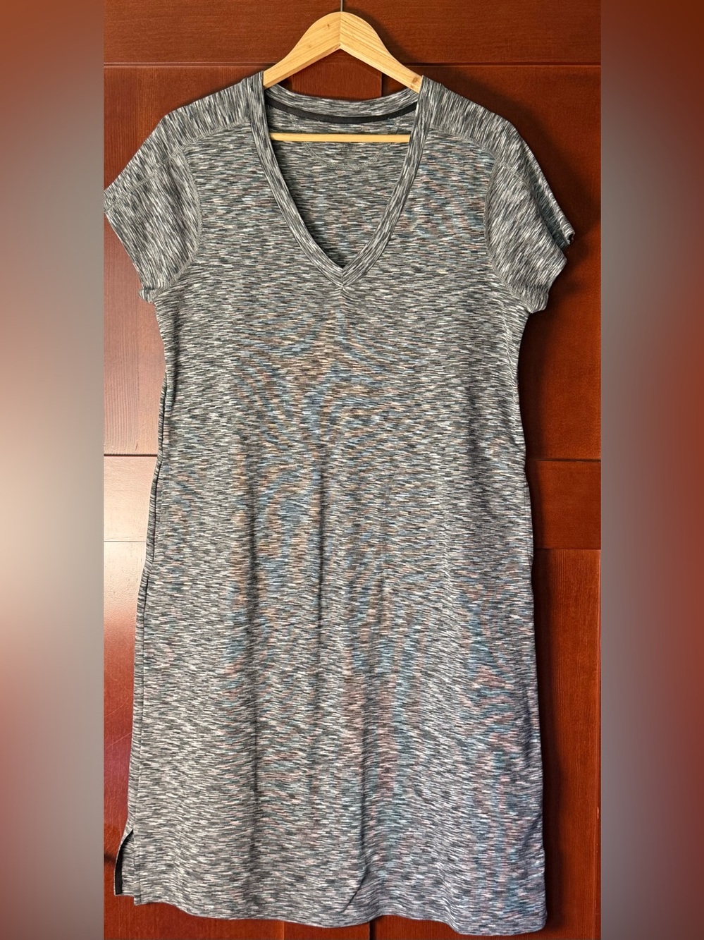 Women's Heathered V-Neck Short Sleeve Gray Space Dye T-Shirt Dress Size XL